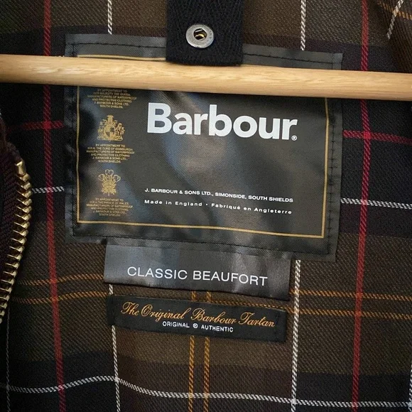 Barbour Classic Beaufort C40 - Picture 2 of 5